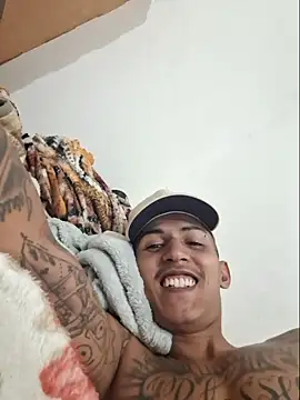 pedrokp86 online show from February 2, 2025, 4:11 pm