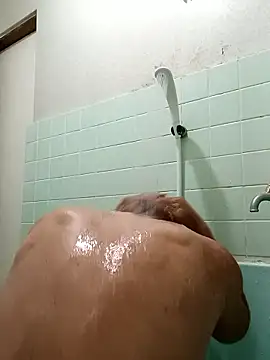 Snapshot of subarashii-nihon chatting on March 12, 2026, 12:55 pm subarashii-nihon online show from March 12, 2026, 12:55 pm