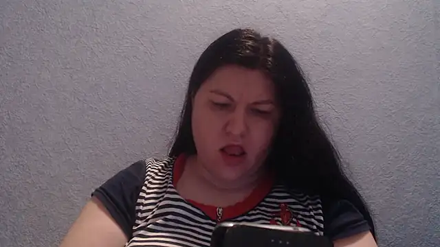 KiraSwee online show from January 9, 2026, 8:54 pm