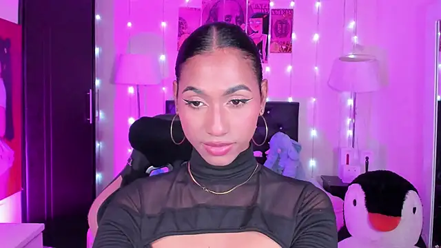 Alissemasiel online show from April 7, 2026, 9:37 pm