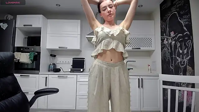 Snapshot of lisenok chatting on June 23, 2026, 9:02 pm lisenok online show from June 23, 2026, 9:02 pm