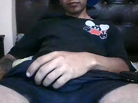 crow07xx online show from February 3, 2025, 10:21 pm