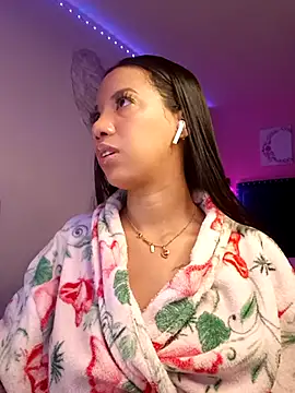 SallyWhitee online show from February 7, 2026, 5:00 am