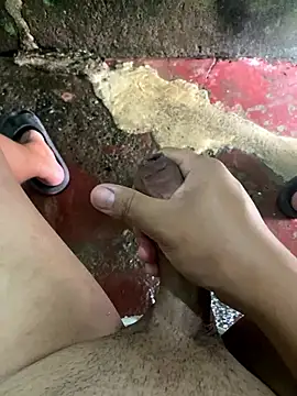 Snapshot of Eduardo08000 chatting on January 13, 2026, 7:30 pm Eduardo08000 online show from January 13, 2026, 7:30 pm