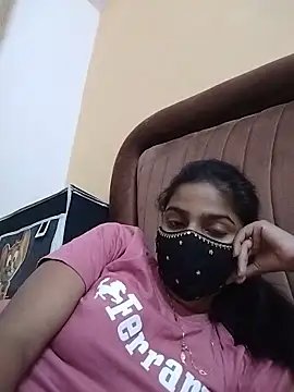 Snapshot of fuungirl38 chatting on June 1, 2026, 8:32 pm fuungirl38 online show from June 1, 2026, 8:32 pm
