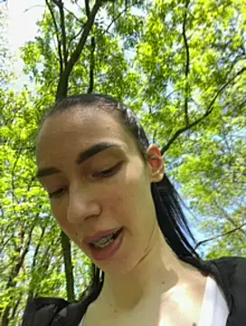 Snapshot of Celine_Roxelle chatting on May 5, 2026, 8:55 am Celine Roxelle online show from May 5, 2026, 8:55 am