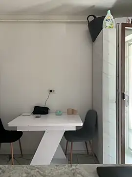 Snapshot of Celine_Roxelle chatting on May 11, 2026, 3:07 pm Celine Roxelle online show from May 11, 2026, 3:07 pm