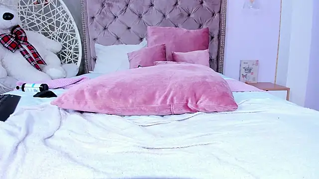 cattaleya get online show from February 25, 2025, 6:20 pm