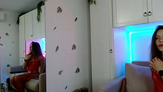 Hilary 283 online show from March 14, 2025, 9:21 pm