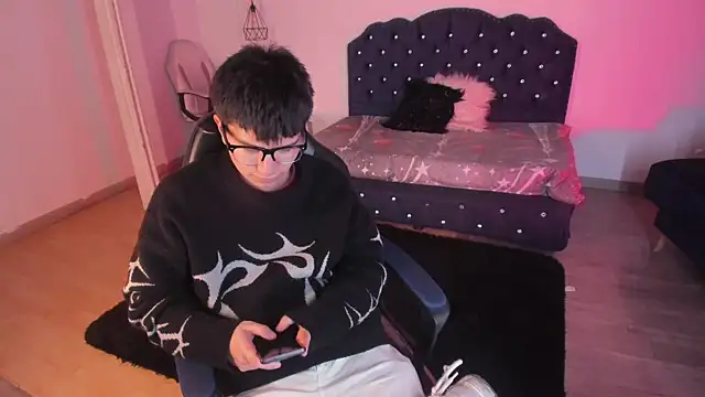 Snapshot of Golden-Boyy chatting on September 22, 2025, 3:19 am Golden-Boyy online show from September 22, 2025, 3:19 am