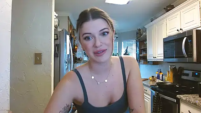 rileydepp online show from February 25, 2025, 10:29 pm