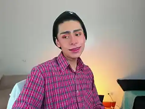 Snapshot of steve__gray chatting on February 13, 2025, 2:09 pm steve gray online show from February 13, 2025, 2:09 pm