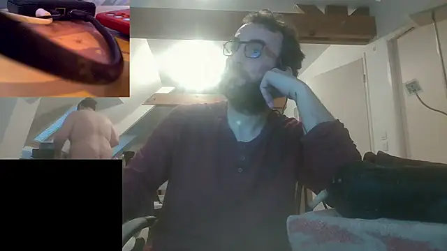 Snapshot of Mastersanges chatting on November 14, 2025, 4:49 pm Mastersanges online show from November 14, 2025, 4:49 pm