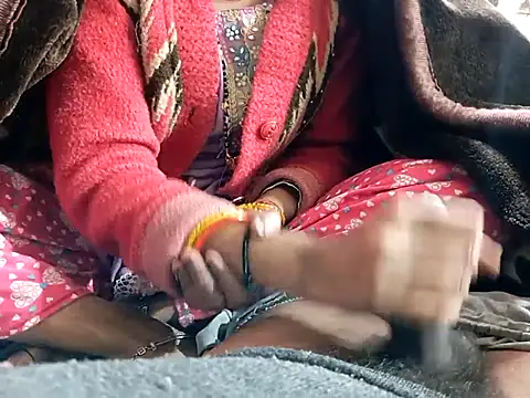 hotqueenrathor online show from January 17, 2026, 5:34 am