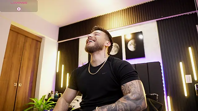 Snapshot of David_blake_ chatting on December 16, 2025, 5:34 am David blake online show from December 16, 2025, 5:34 am