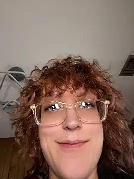 Snapshot of grassXass420 chatting on June 11, 2026, 6:39 pm grassXass420 online show from June 11, 2026, 6:39 pm