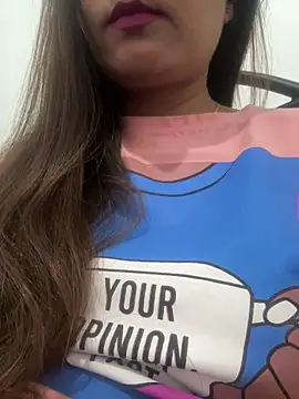 Deepcha1991 online show from February 23, 2025, 4:13 pm