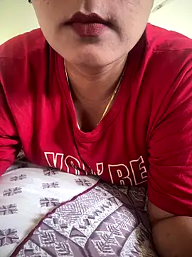 Deepcha1991 online show from September 14, 2025, 8:13 am