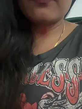 Deepcha1991 online show from April 21, 2026, 10:01 pm