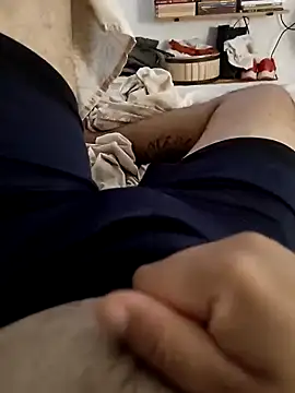 Casal30mais online show from April 17, 2026, 1:47 pm