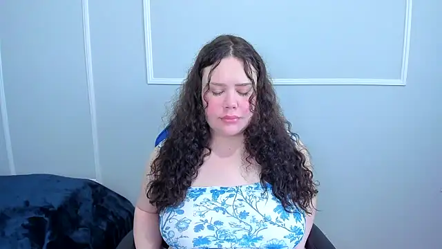 Snapshot of _leana_ chatting on May 17, 2026, 6:26 pm leana online show from May 17, 2026, 6:26 pm