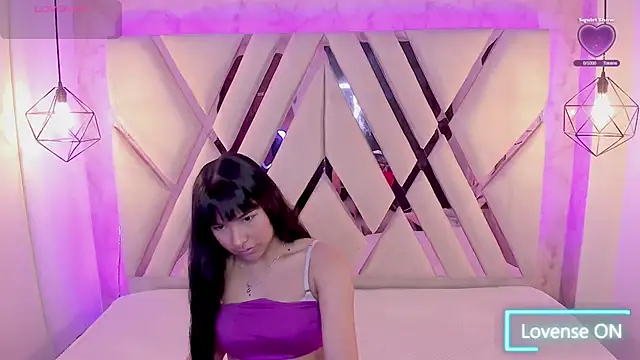 Snapshot of Vera_Best_ chatting on February 24, 2025, 12:16 pm Vera Best online show from February 24, 2025, 12:16 pm