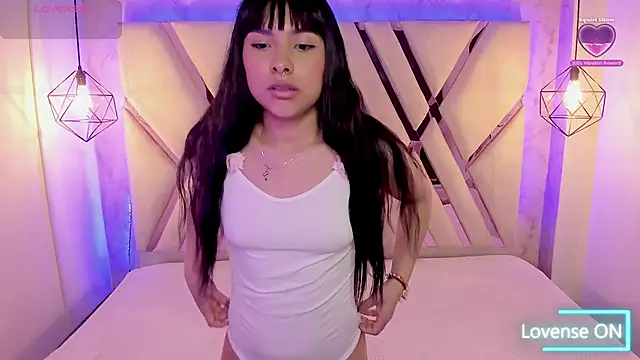 Snapshot of Vera_Best_ chatting on February 24, 2025, 3:20 pm Vera Best online show from February 24, 2025, 3:20 pm