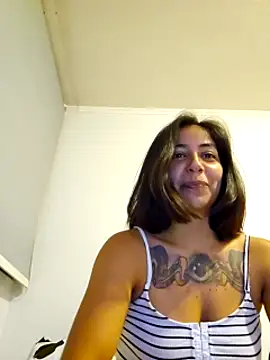 Snapshot of MaiPandora chatting on February 10, 2025, 2:19 am MaiPandora online show from February 10, 2025, 2:19 am