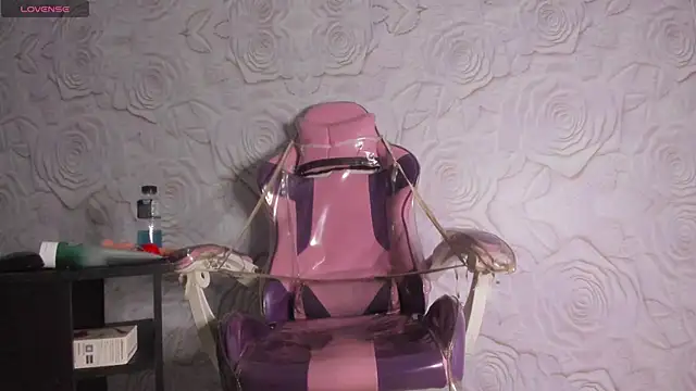 Brianna Hard online show from March 9, 2025, 4:27 am