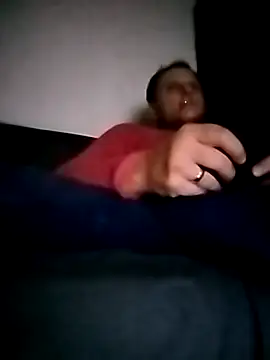 Snapshot of ChrisBWDbek chatting on October 12, 2025, 2:32 am ChrisBWDbek online show from October 12, 2025, 2:32 am