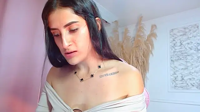 Snapshot of Danella_houston chatting on June 20, 2026, 7:38 pm Danella houston online show from June 20, 2026, 7:38 pm