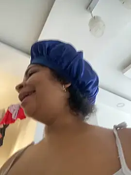 Tana latin online show from October 11, 2025, 4:49 pm