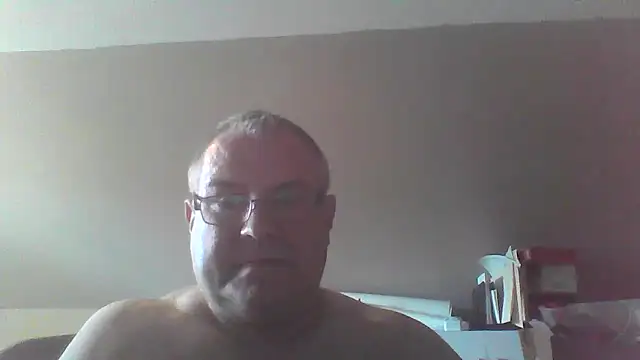 mkestr69 online show from October 1, 2025, 5:19 pm