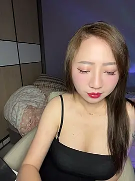 Snapshot of Hannababy_ chatting on June 4, 2026, 2:12 pm Hannababy online show from June 4, 2026, 2:12 pm