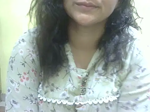 Your cutiepie  online show from February 5, 2026, 6:23 pm