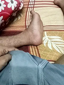 Snapshot of Yashkumar_0697 chatting on February 13, 2026, 6:48 pm Yashkumar 0697 online show from February 13, 2026, 6:48 pm