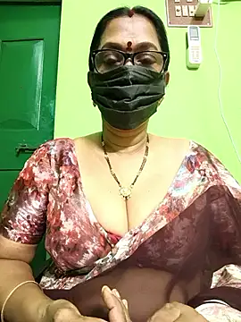 Snapshot of niiveditha chatting on February 27, 2025, 12:45 pm niiveditha online show from February 27, 2025, 12:45 pm