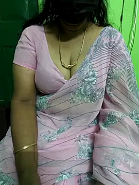 Snapshot of niiveditha chatting on March 20, 2025, 5:46 am niiveditha online show from March 20, 2025, 5:46 am