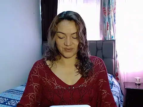 PenelopeMist online show from May 14, 2026, 6:26 pm