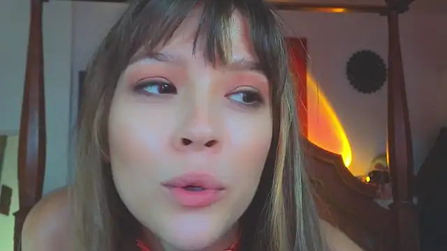 Snapshot of DemiDee chatting on February 8, 2025, 9:46 am DemiDee online show from February 8, 2025, 9:46 am