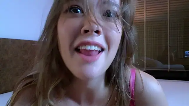 Snapshot of DemiDee chatting on October 24, 2025, 11:50 am DemiDee online show from October 24, 2025, 11:50 am