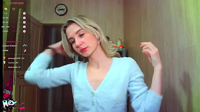 Caramel piegirl online show from January 18, 2026, 9:18 pm