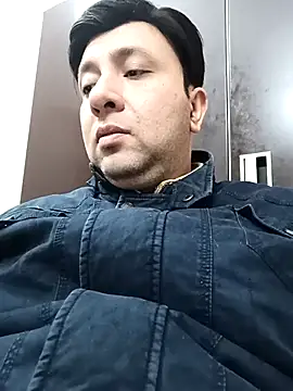 innocentboy1987 online show from February 15, 2025, 5:09 am