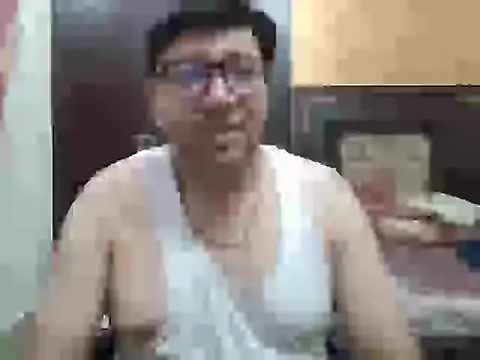 innocentboy1987 online show from February 17, 2025, 8:09 am