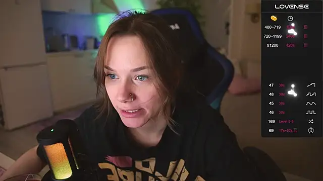 alexa feels  online show from November 27, 2025, 3:58 pm