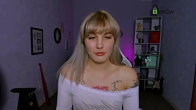 catherine kitty online show from September 26, 2025, 7:18 pm