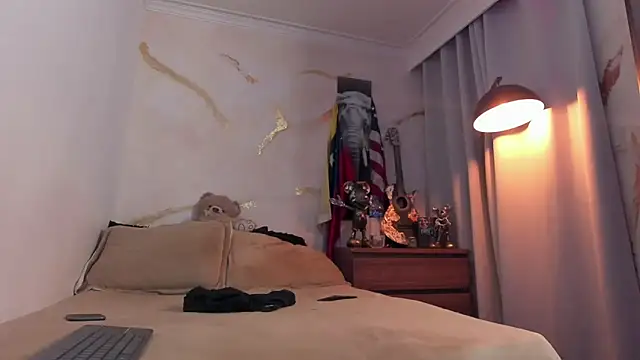 bakersboyssexys online show from March 20, 2026, 1:32 am