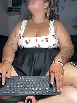 Snapshot of orianna_submissive24 chatting on May 24, 2026, 7:41 pm orianna submissive24 online show from May 24, 2026, 7:41 pm