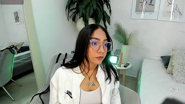 Snapshot of mariia_juana_ chatting on February 18, 2025, 11:33 am mariia juana online show from February 18, 2025, 11:33 am