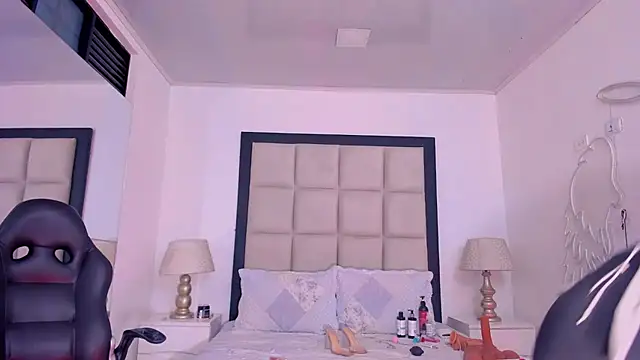 Snapshot of Zoe_CarterX chatting on September 8, 2025, 7:57 pm Zoe CarterX online show from September 8, 2025, 7:57 pm